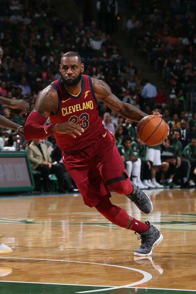 关于落后追赶:球队在弱势时拼命追分的信息 关于落后追赶:球队在弱势时拼命追分的信息