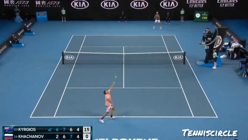 关于美国网球队强势日本网球队，克耶高斯打破历史纪录的信息