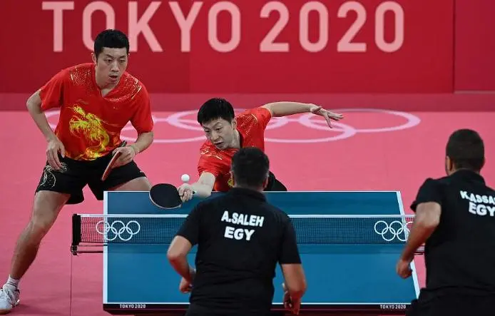 英格兰队碾压德国队,许昕惊艳四座 英格兰队碾压德国队,许昕惊艳四座