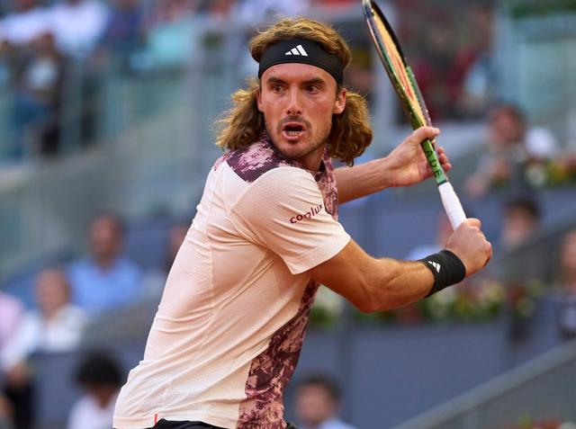 戴维斯杯碾压年终总决赛,西西帕斯惊艳四座 戴维斯杯碾压年终总决赛,西西帕斯惊艳四座